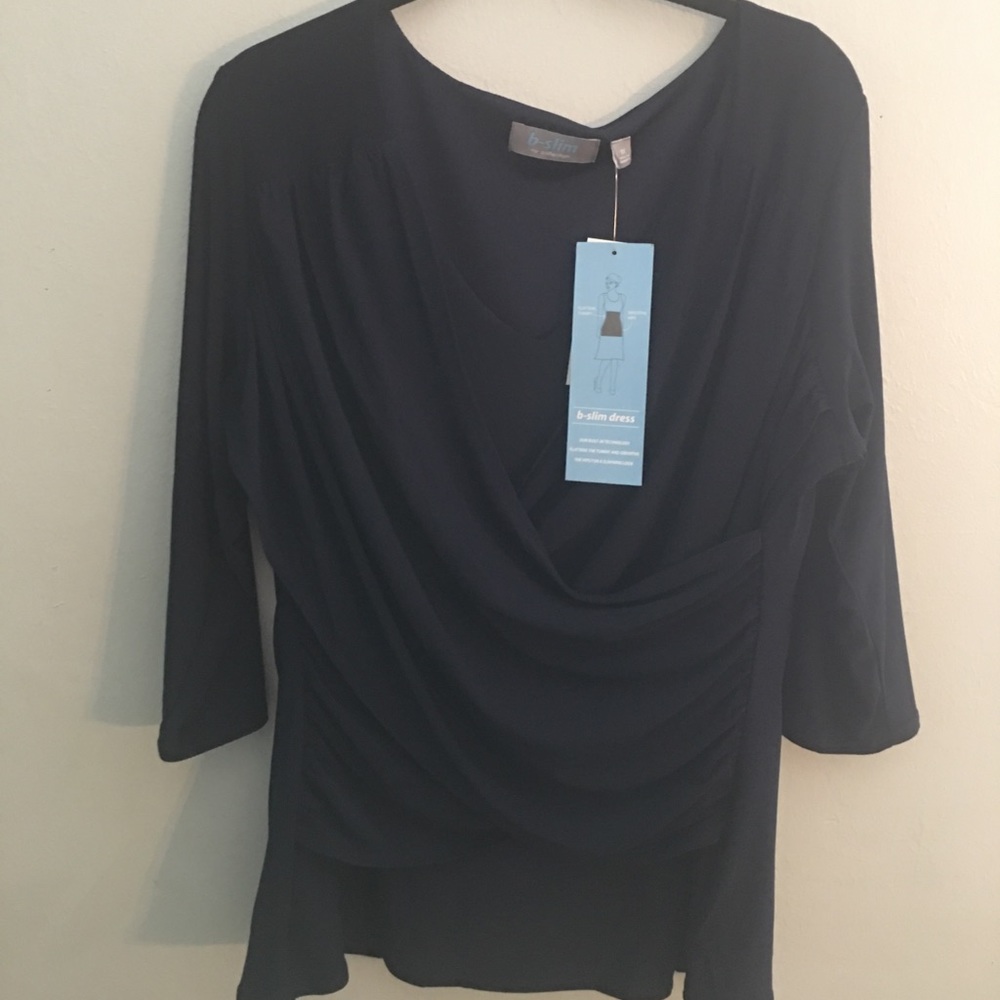 Slimming Navy Cross over top!
